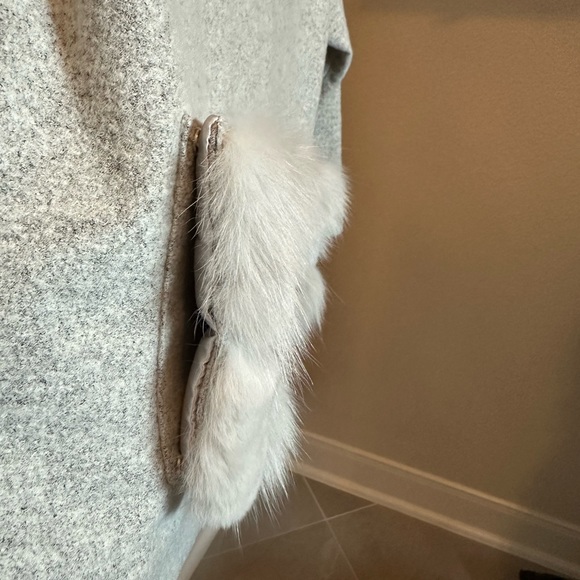 Mayson Grey Sweater Size 2 - Picture 3 of 12